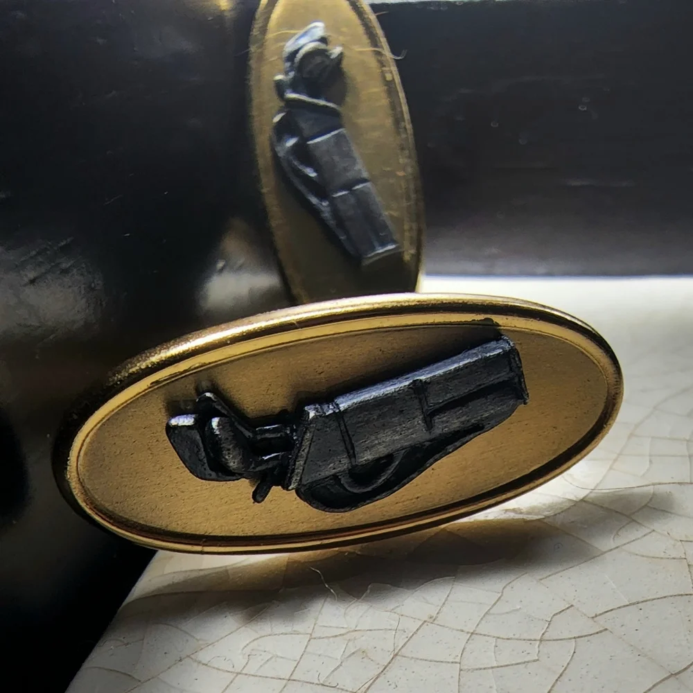 Vintage Foster matte gold and gold bag cufflinks